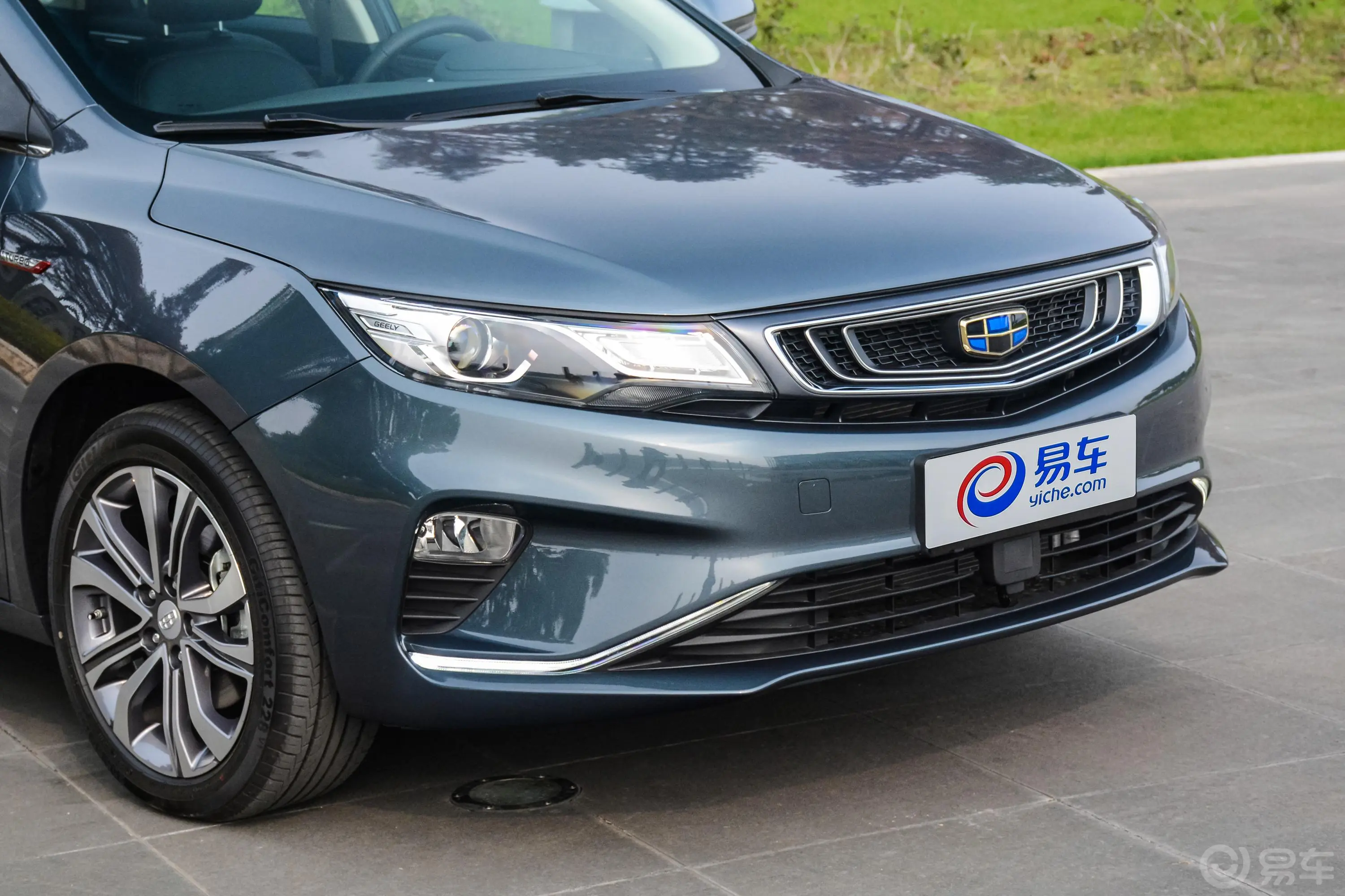 帝豪GL1.4T 双离合 尊贵智联版外观