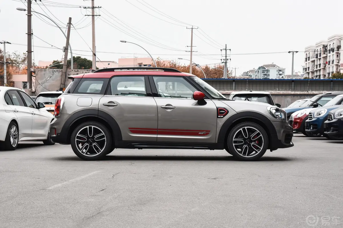 MINI JCW COUNTRYMAN2.0T 旅行家外观