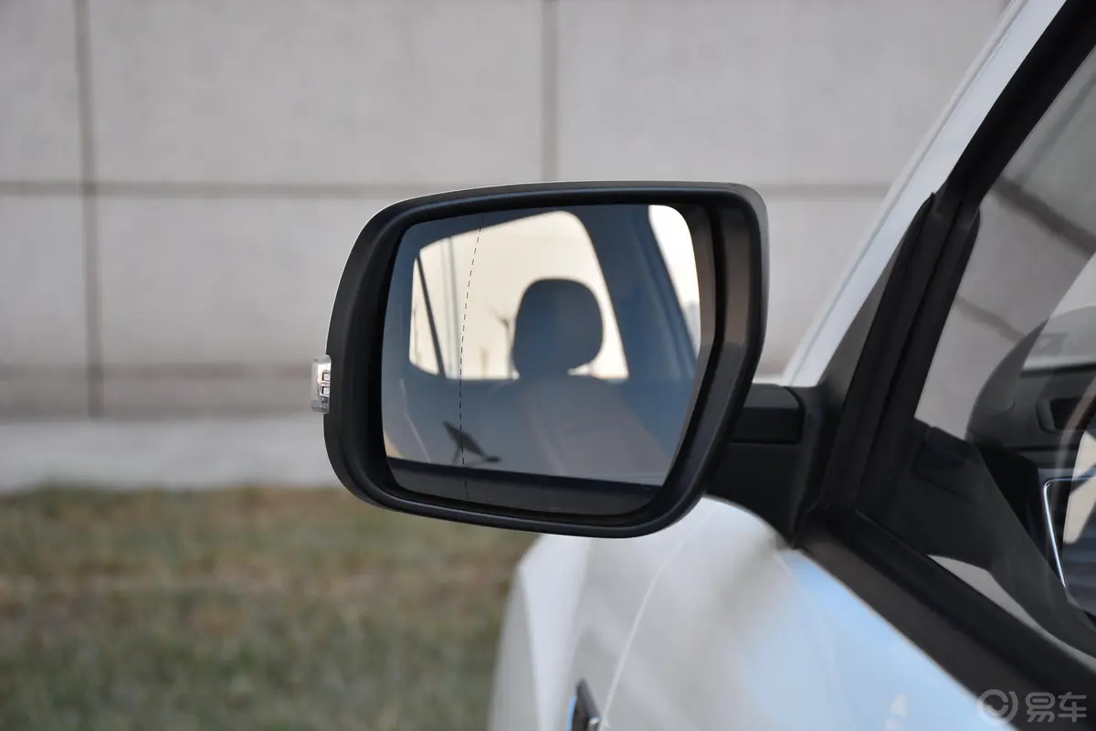 长安欧尚CX70CX70T 1.5T 手自一体 豪擎版后视镜镜面
