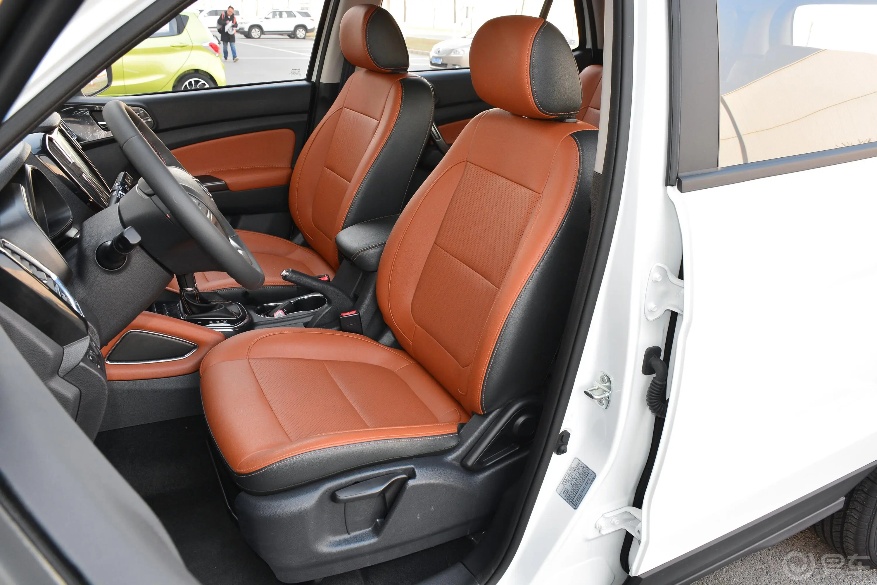 长安欧尚CX70CX70T 1.5T 手自一体 豪擎版驾驶员座椅