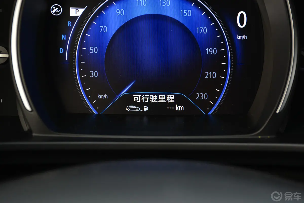 科雷傲2.0L CVT 两驱 豪华版内饰