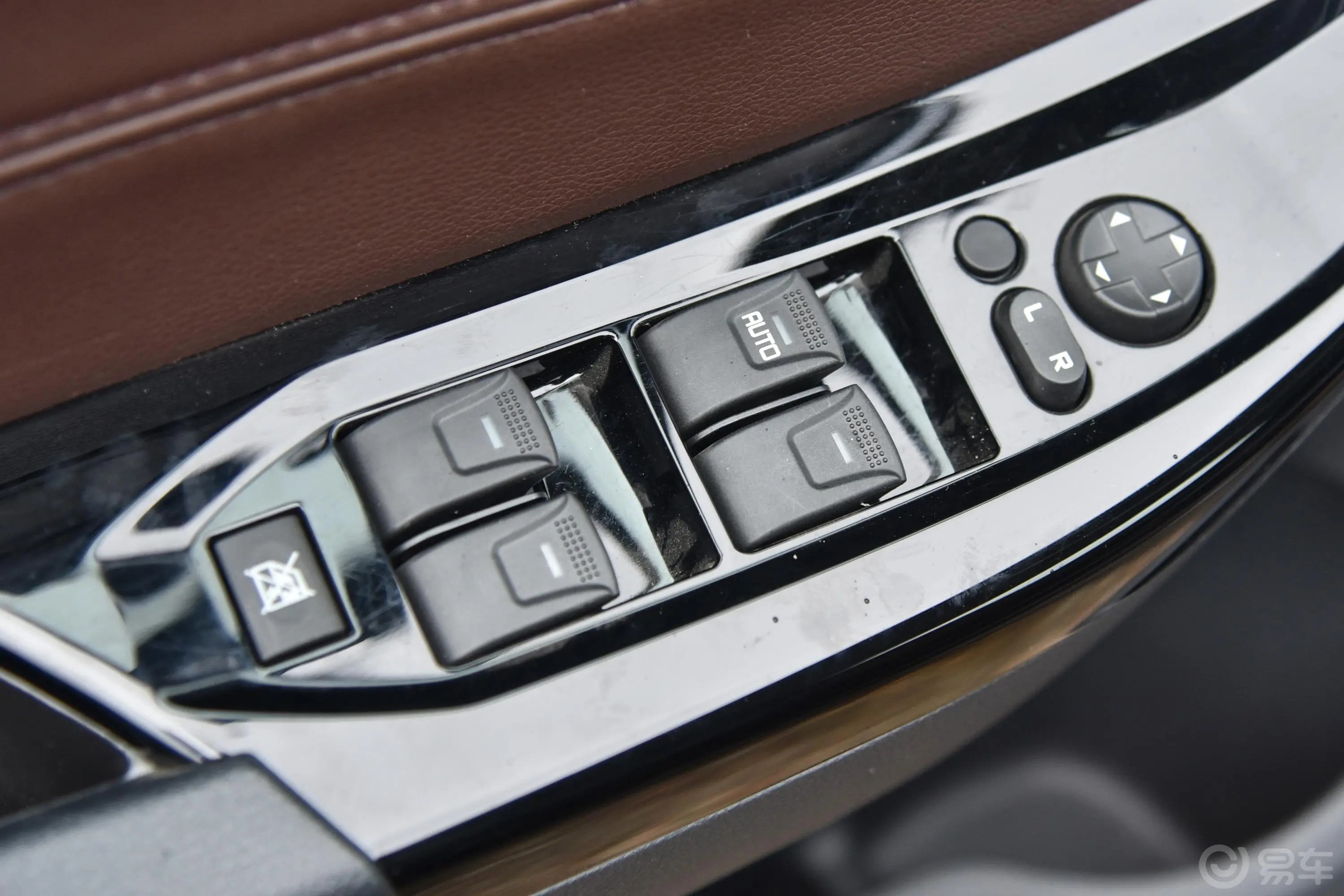 海马S71.8T 手动 豪华版车窗调节整体