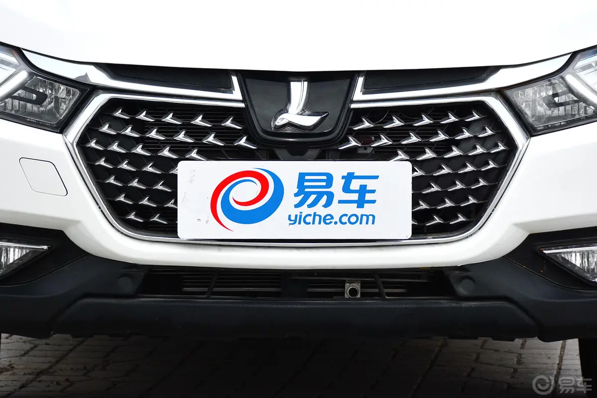 U5 SUV1.6L CVT 名士版外观