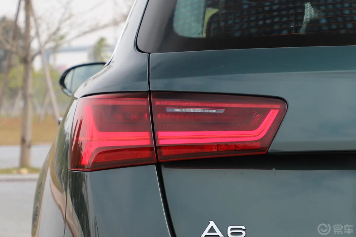 奥迪A6Avant 40 TFSI 运动版外观