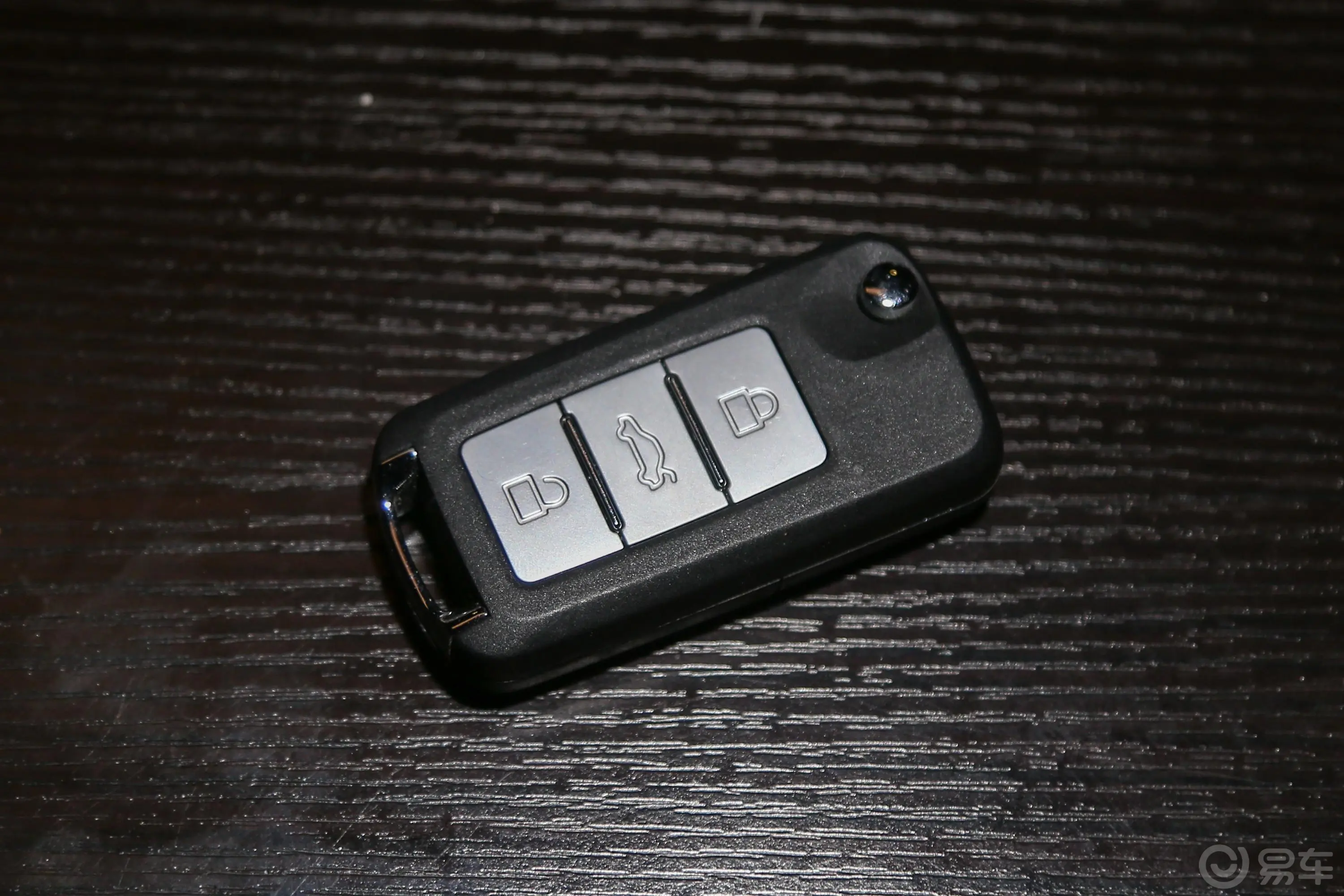 众泰T3001.5T 手动 豪华版钥匙正面