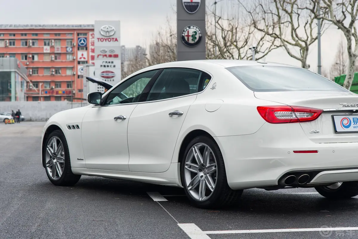 Quattroporte430Hp 豪华版外观