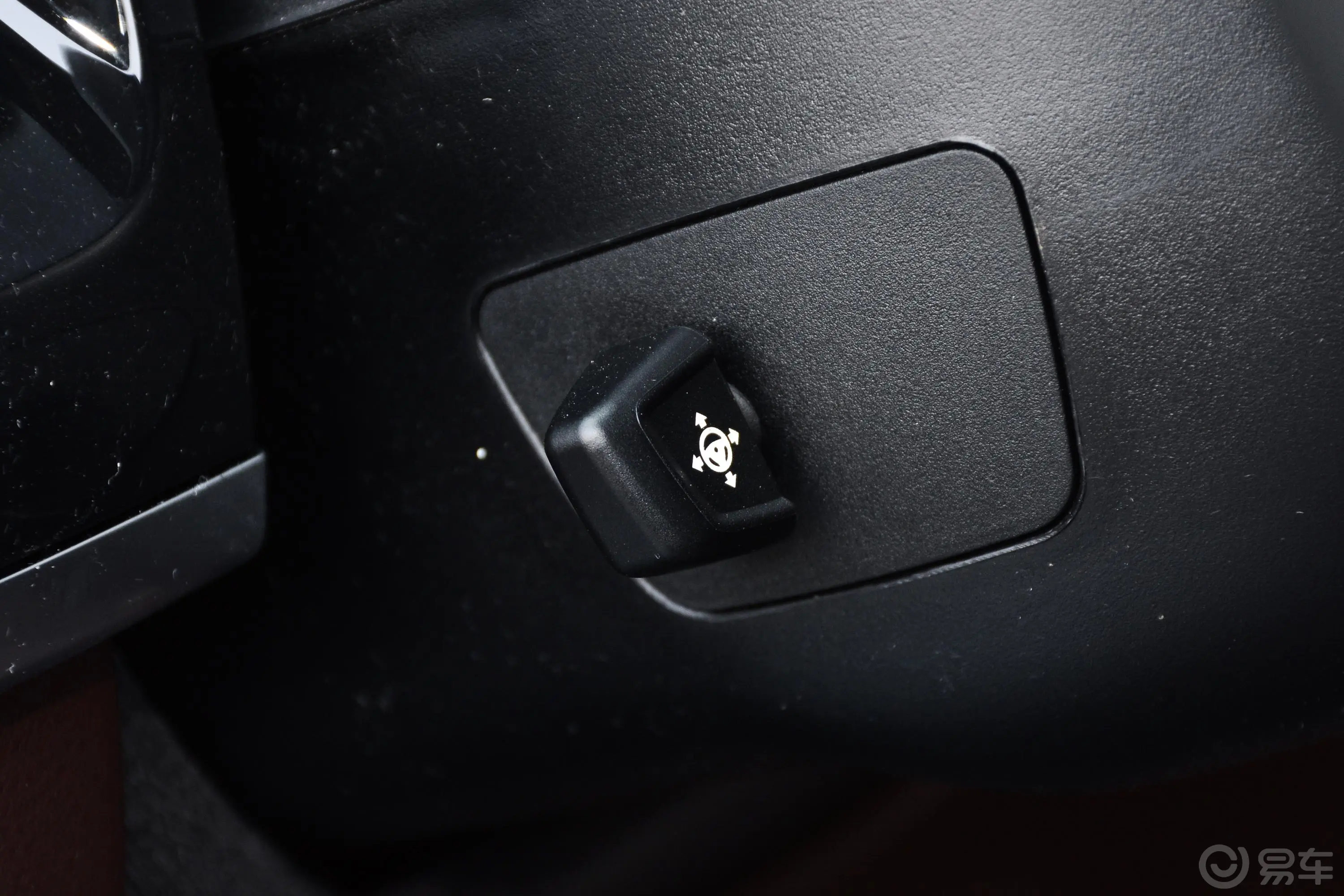 宝马X5(进口)xDrive35i 典雅版方向盘调节