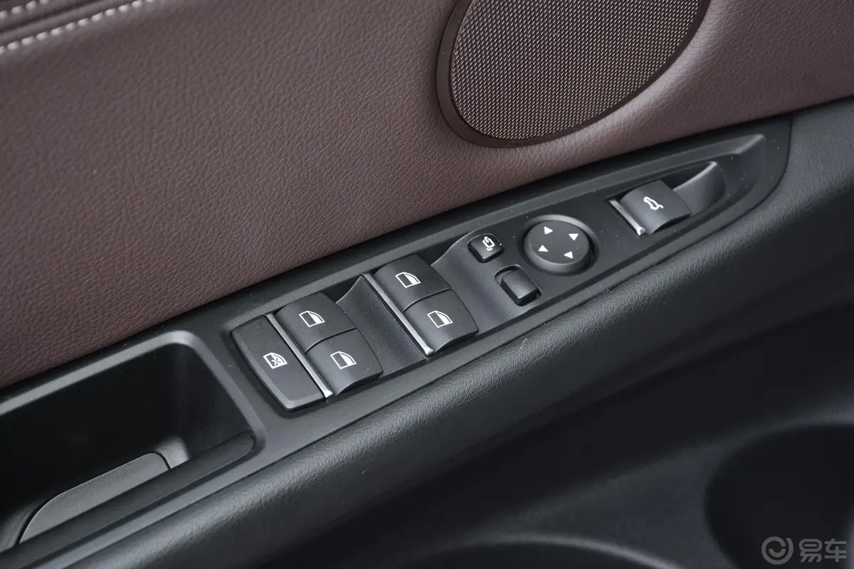 宝马X5(进口)xDrive35i 典雅版车窗调节整体