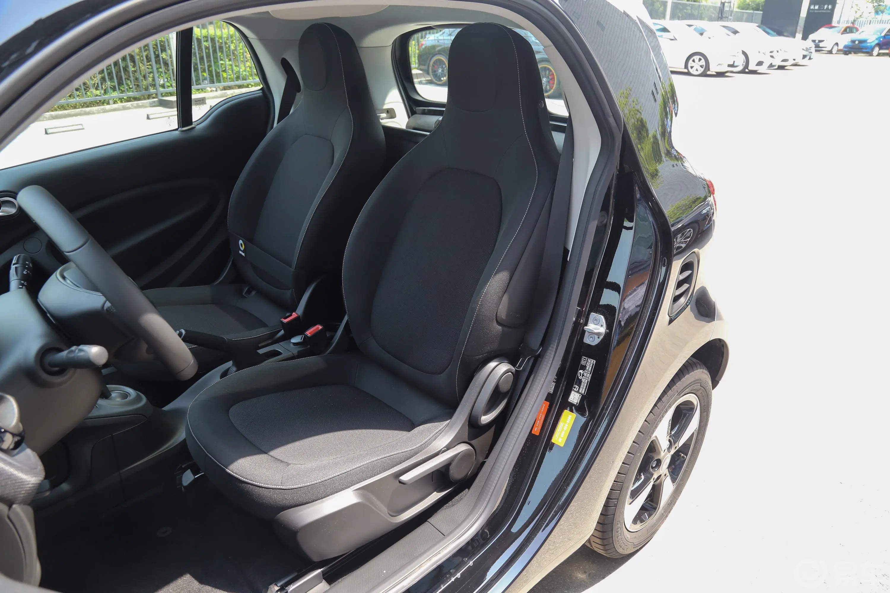 smart fortwo1.0L 52千瓦硬顶激情版内饰