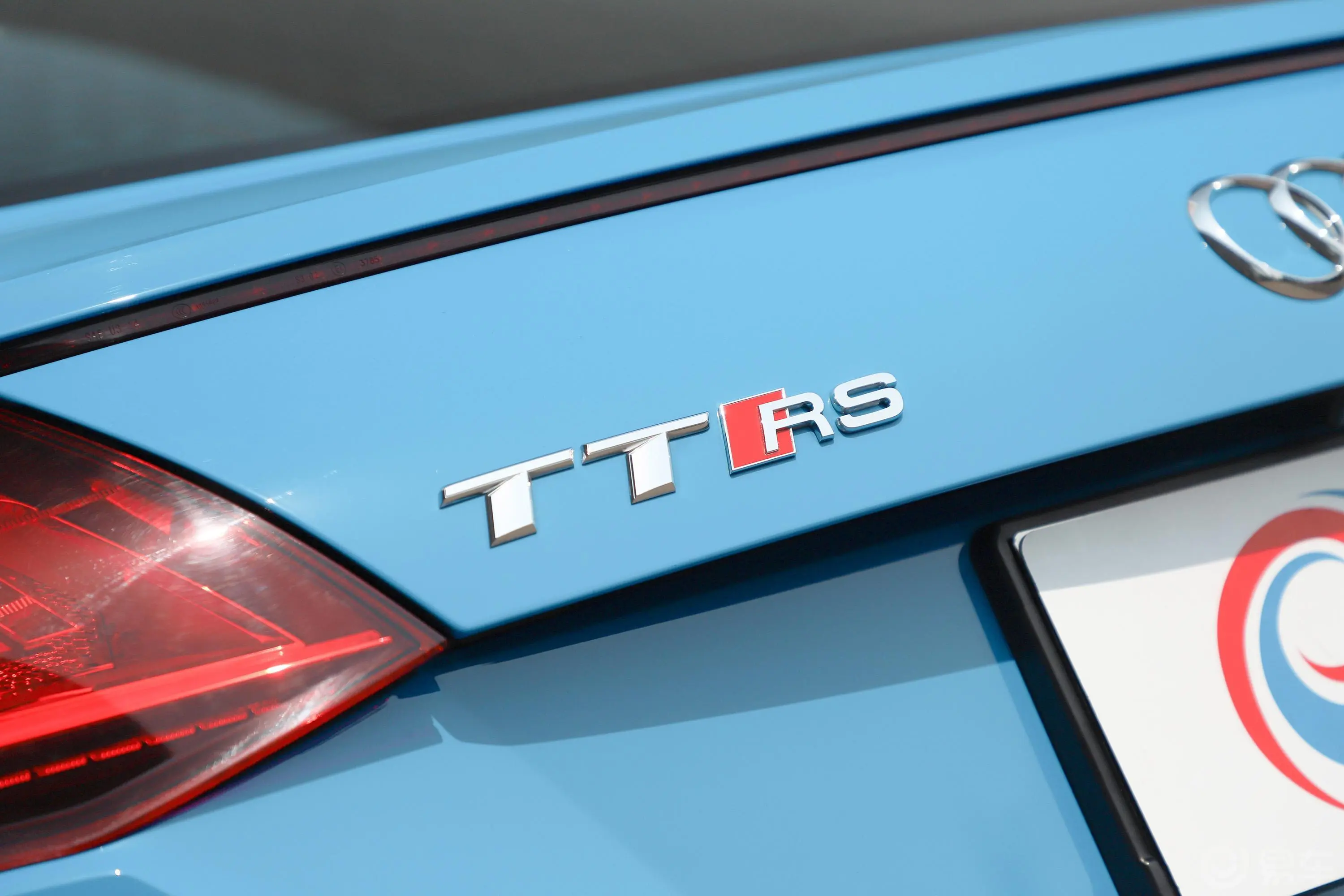 奥迪TT RS2.5T Coupe外观