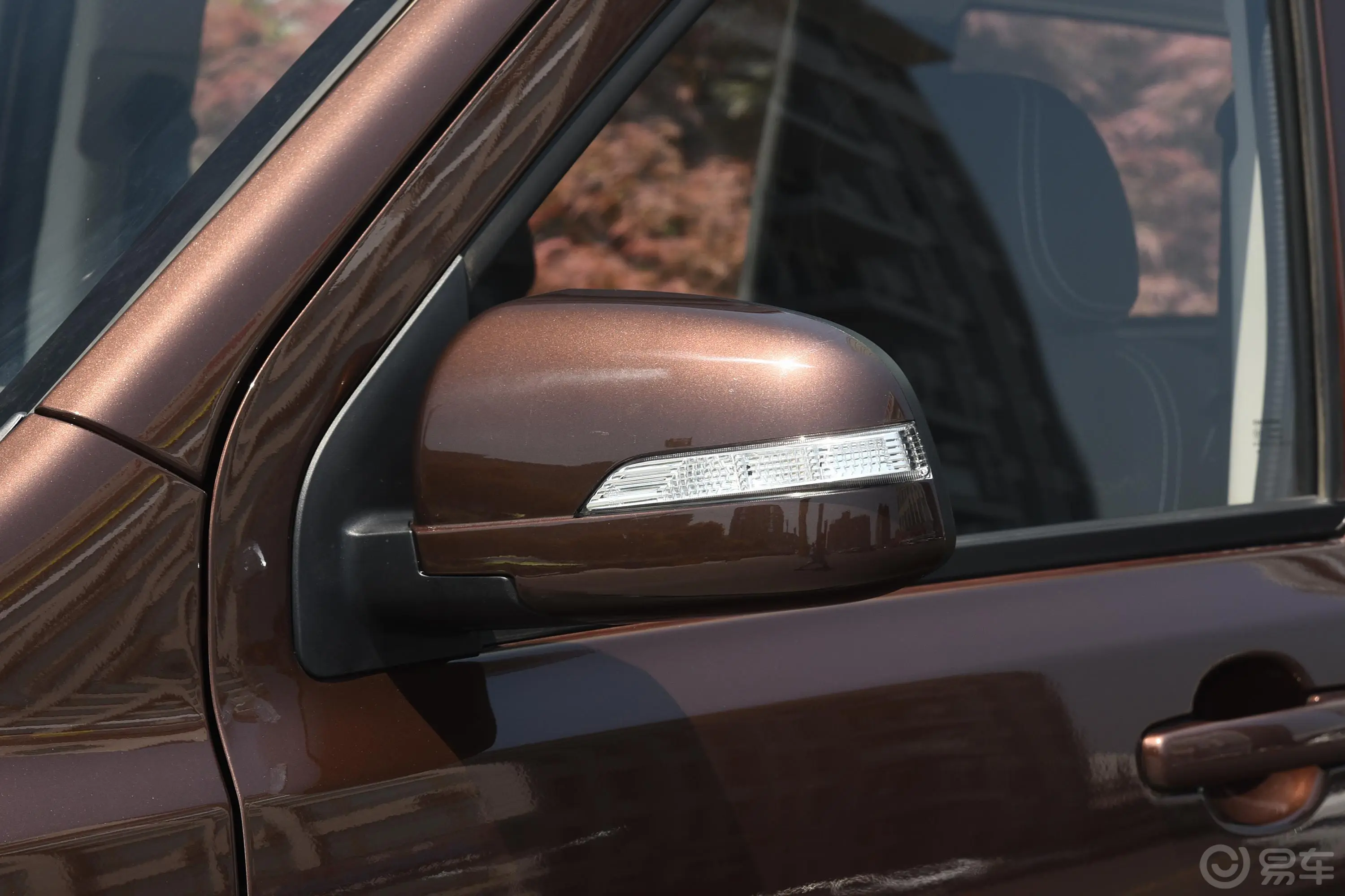 欧诺S欧诺S 1.5L 手动 基本版主驾驶后视镜背面