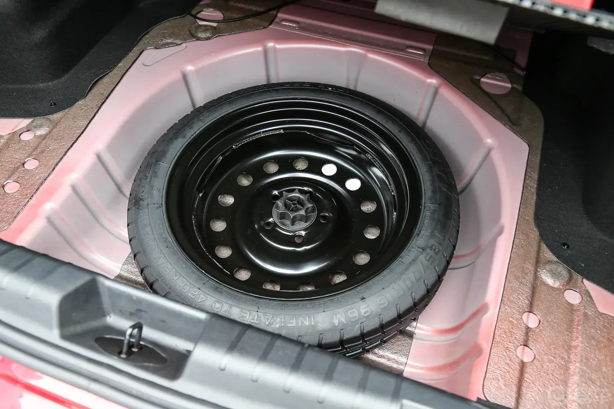 艾瑞泽51.5L CVT 致敬青春版外观