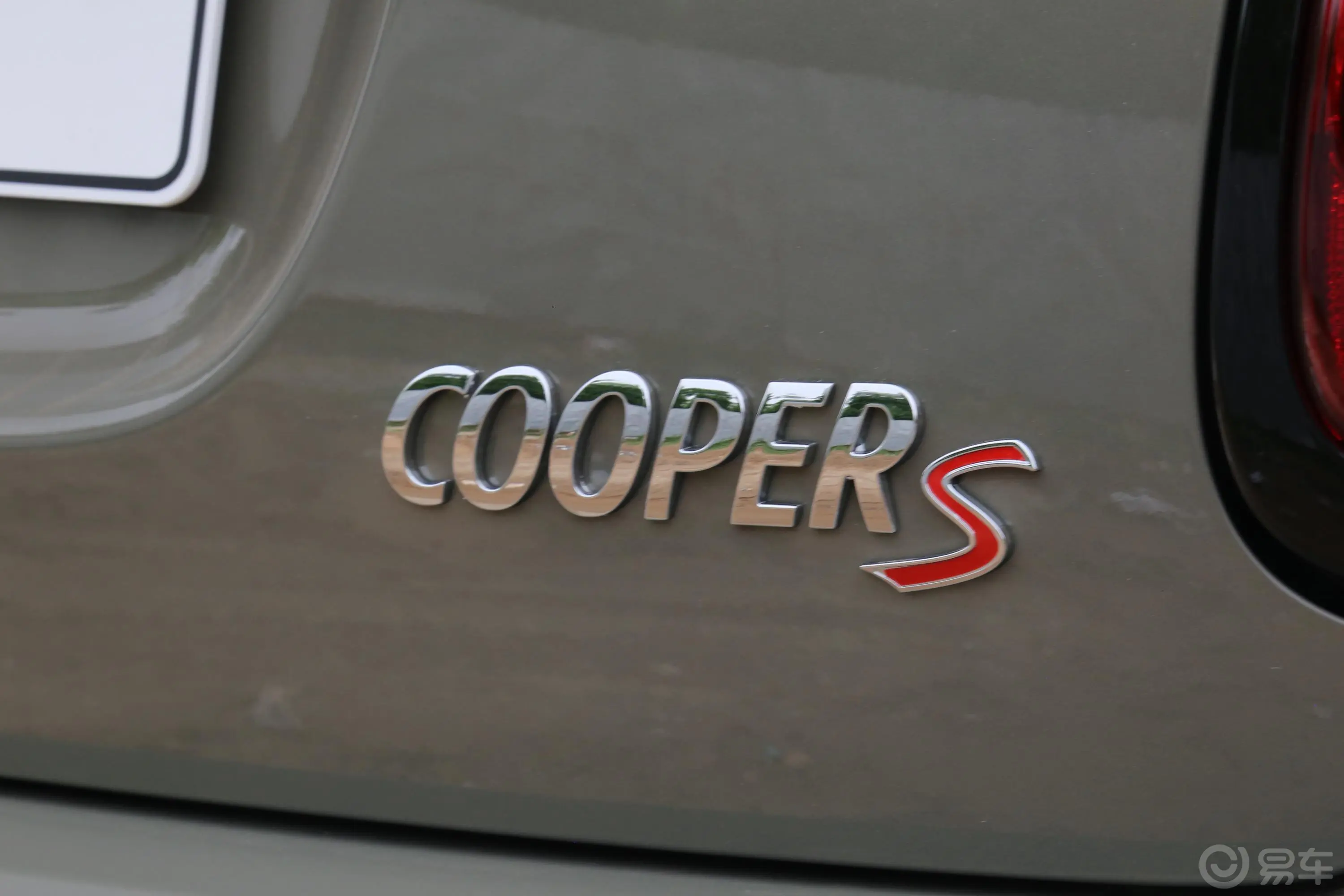 MINI2.0T COOPER S 双离合 赛车手 五门版外观
