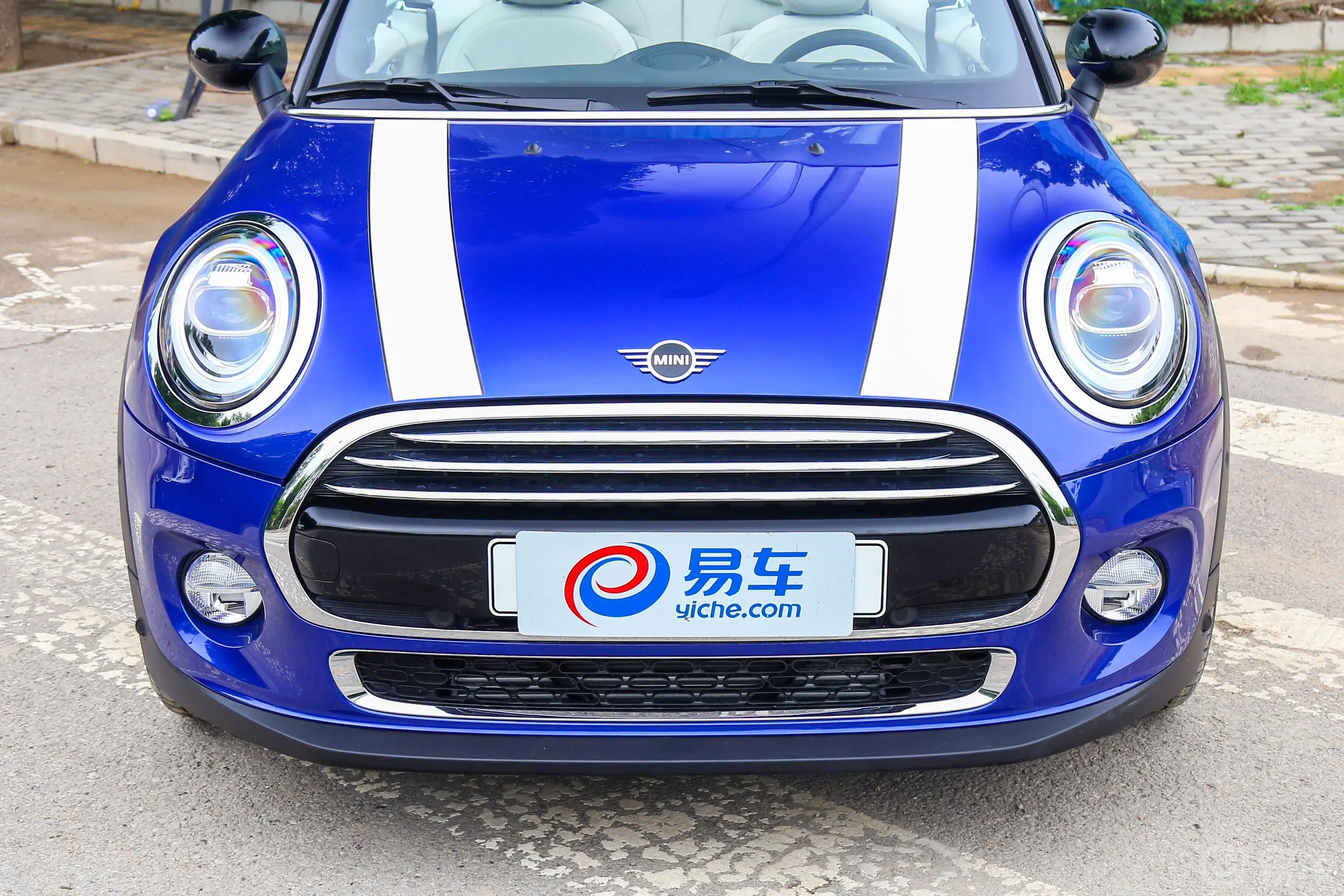 MINI CABRIO1.5T COOPER CABRIO 艺术家外观