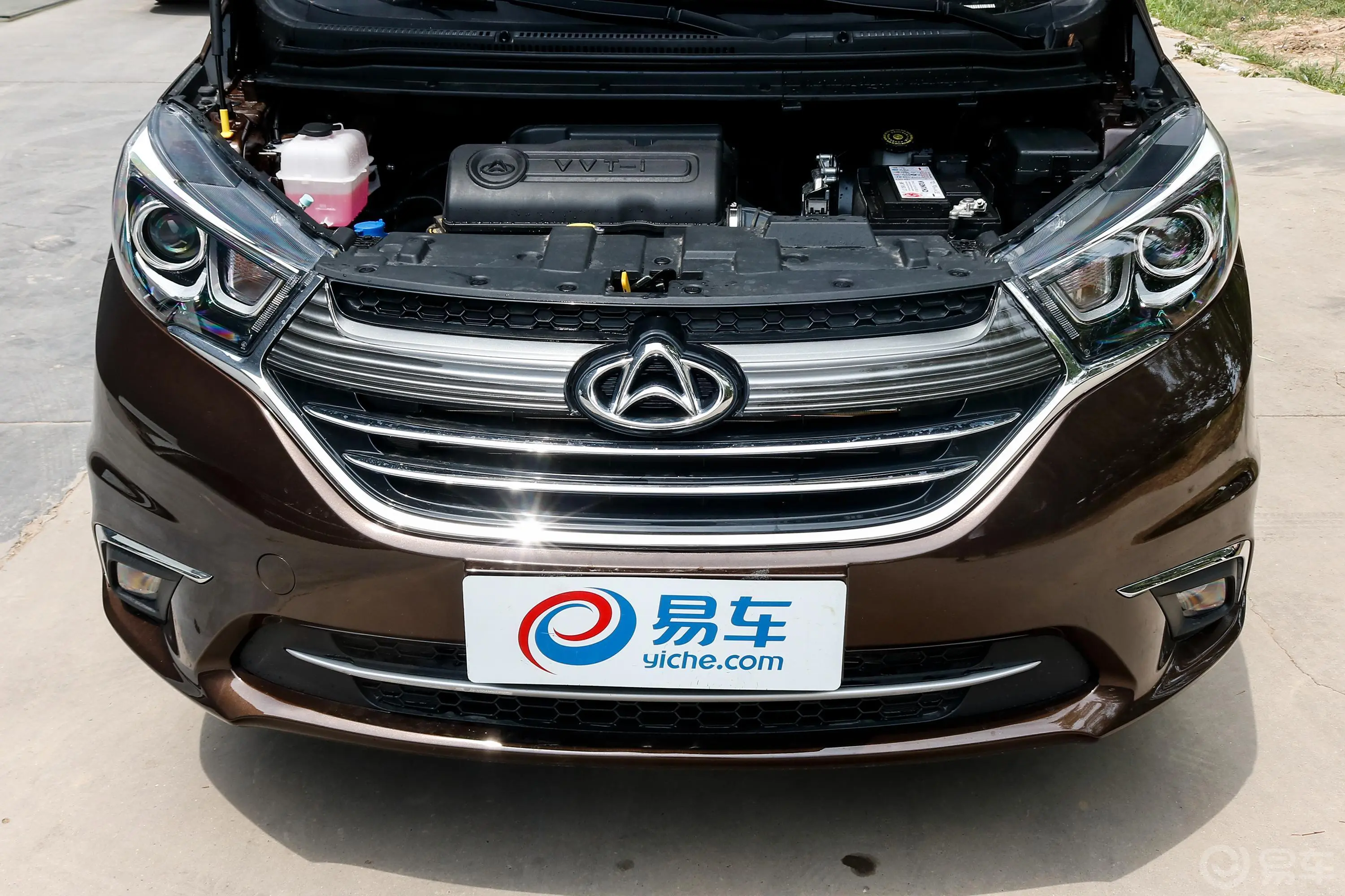 长安欧尚A6001.5L 手动 豪华型发动机舱整体