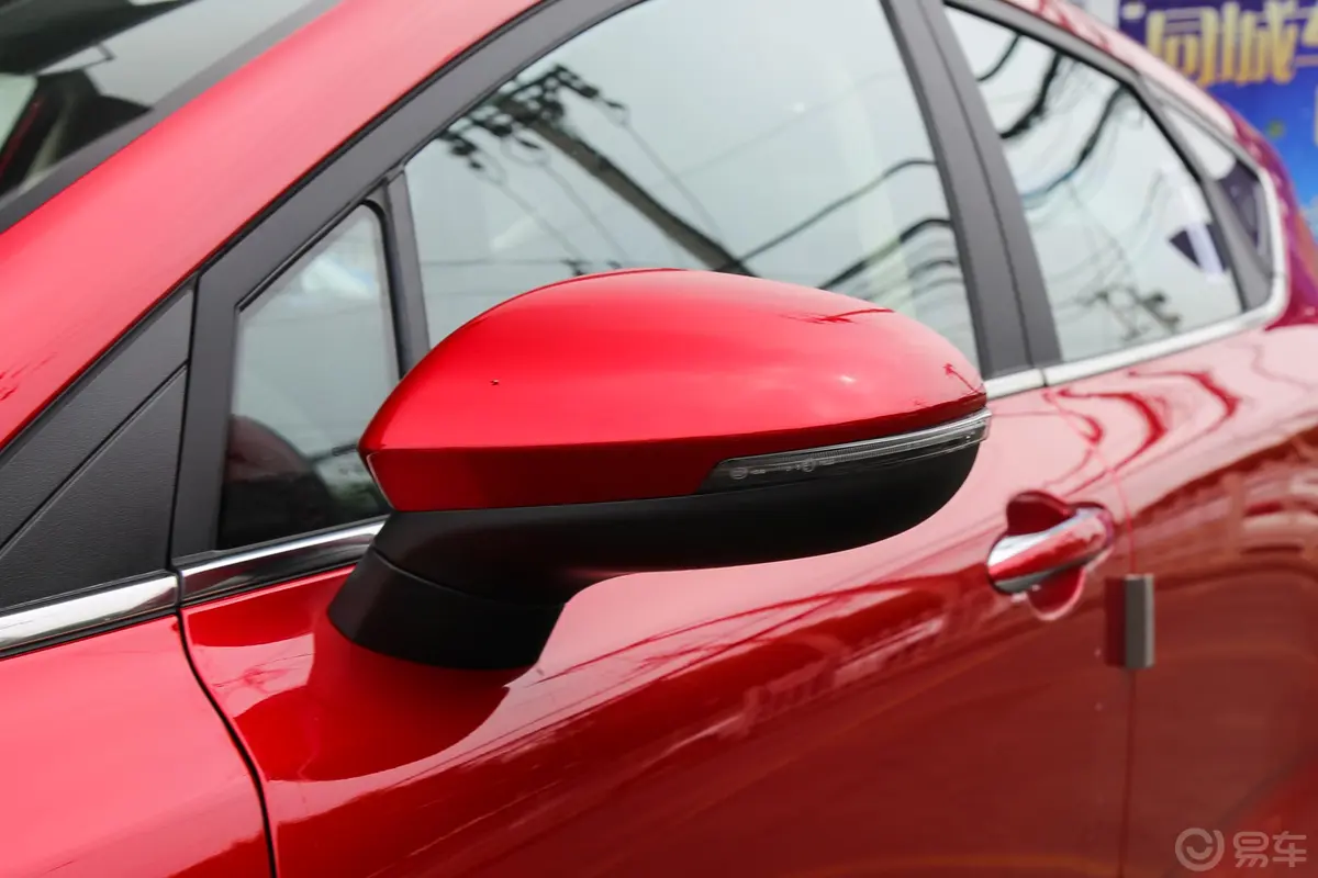 帝豪GS领潮版 1.4T 双离合 领尚智联版主驾驶后视镜背面