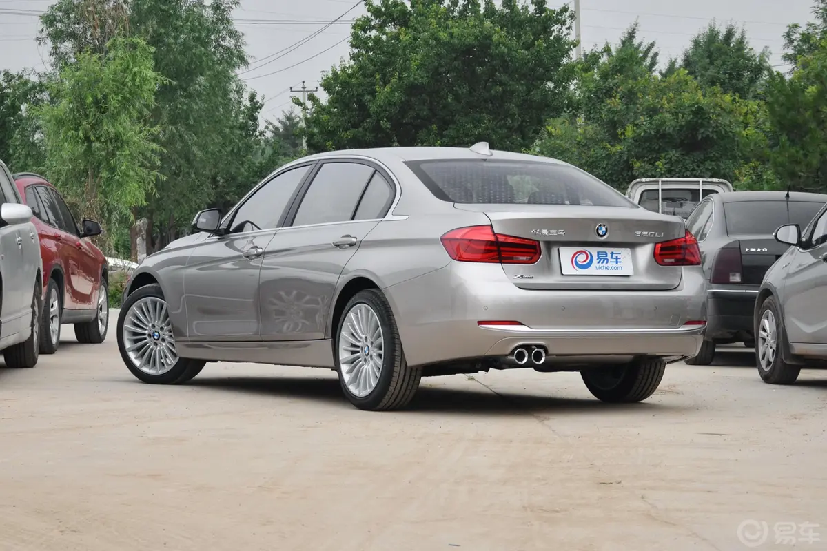 宝马3系320Li xDrive 时尚版外观