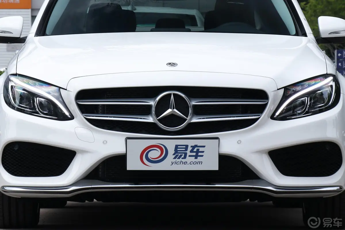 奔驰C级C 200 L 4MATIC 运动轿车外观