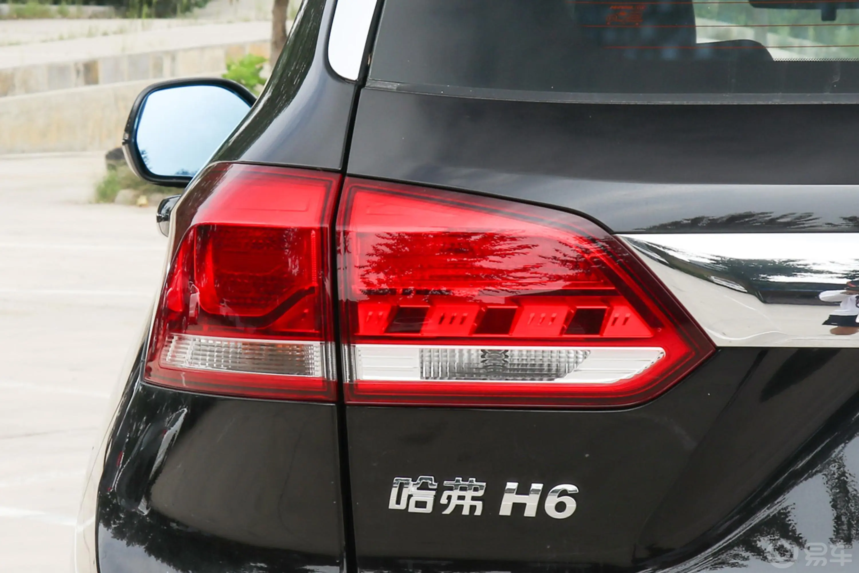 哈弗H6 Coupe红标 1.5GDIT 双离合 两驱 豪华版外观