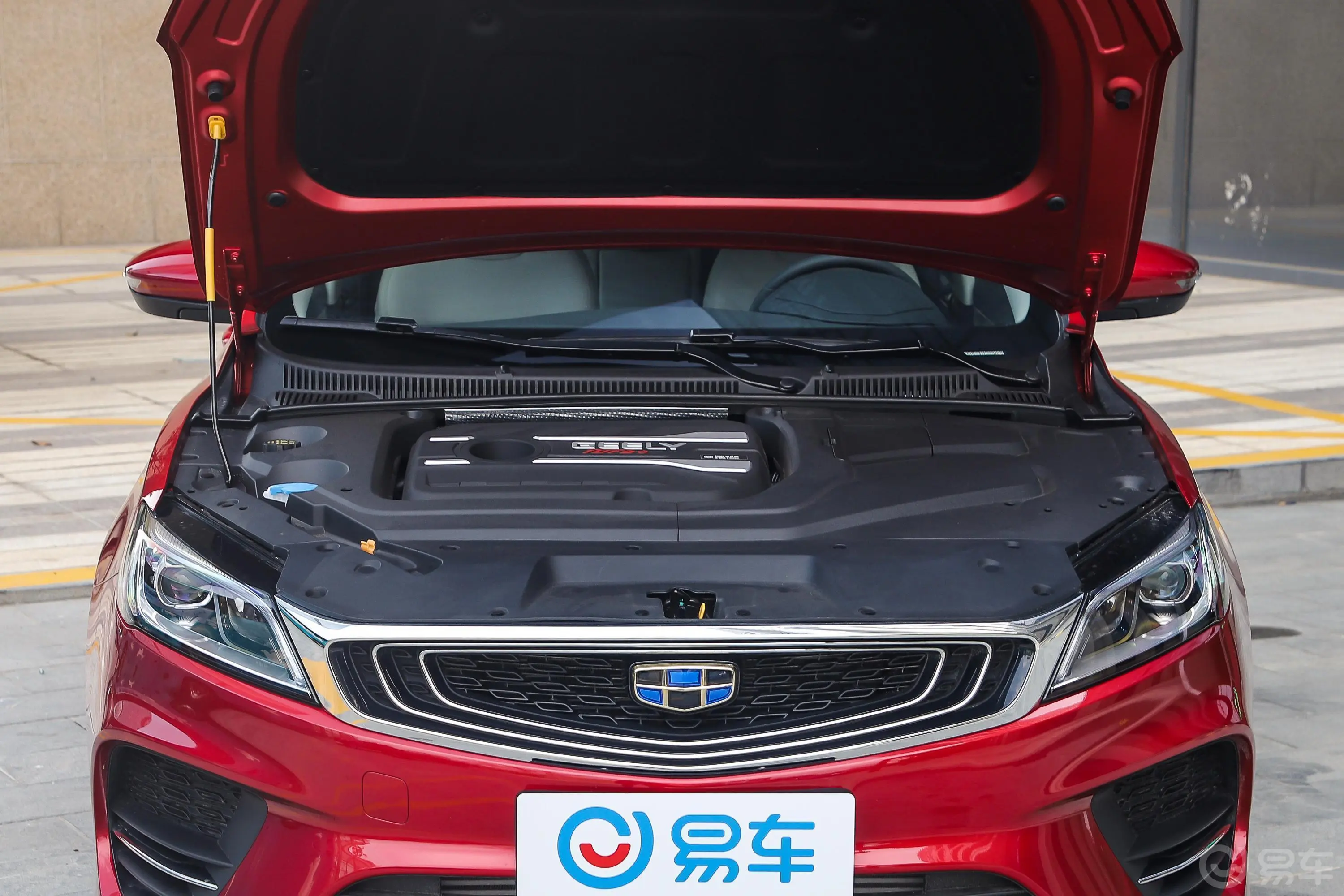 缤瑞14T CVT 缤纷版发动机舱整体