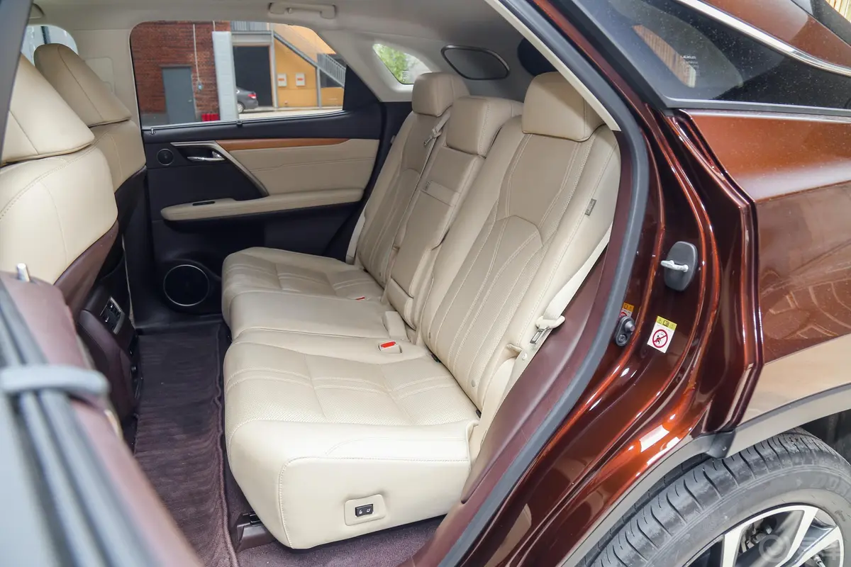 雷克萨斯RX300 四驱 豪华版 国V后排座椅