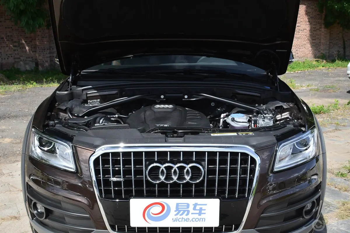 奥迪Q5典藏版 40 TFSI 技术版外观