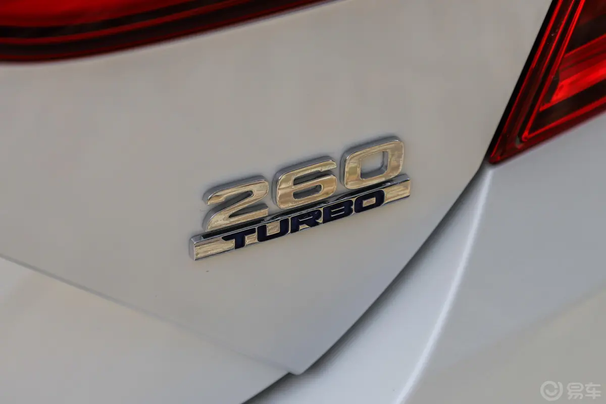 英仕派260TURBO CVT 精耀版 国V外观