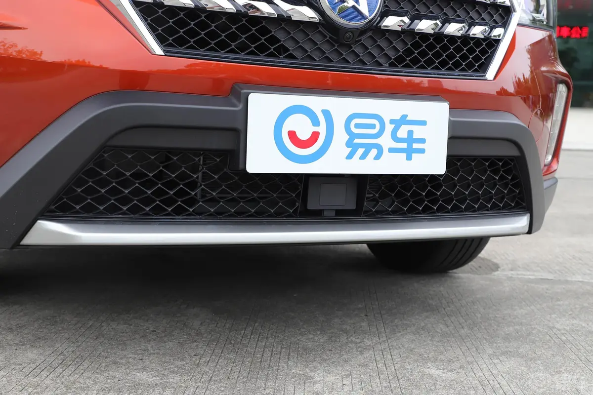 启辰T601.6L CVT 智悦版 国V外观