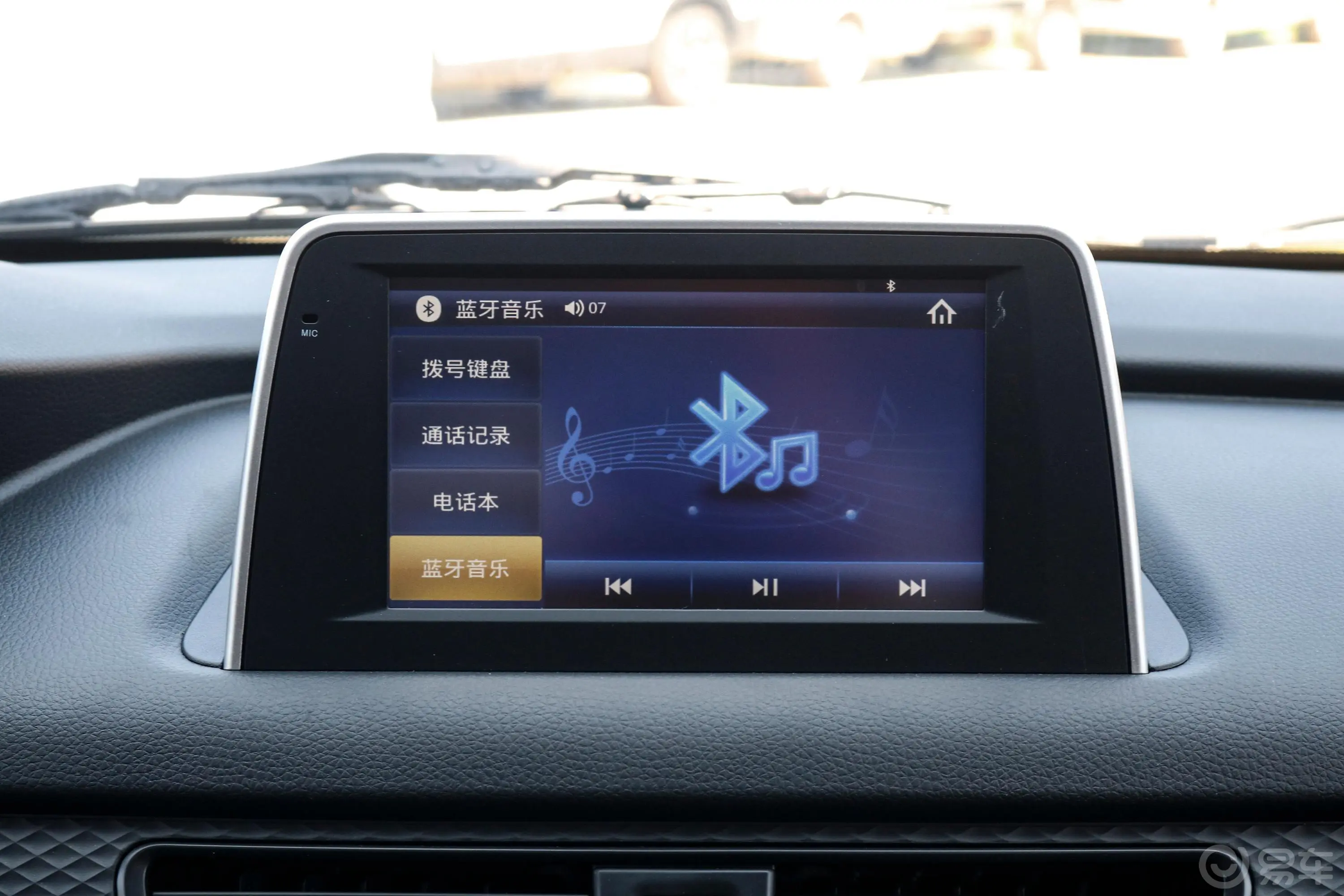 风光330330S 1.5L 手动 精典型 国V内饰