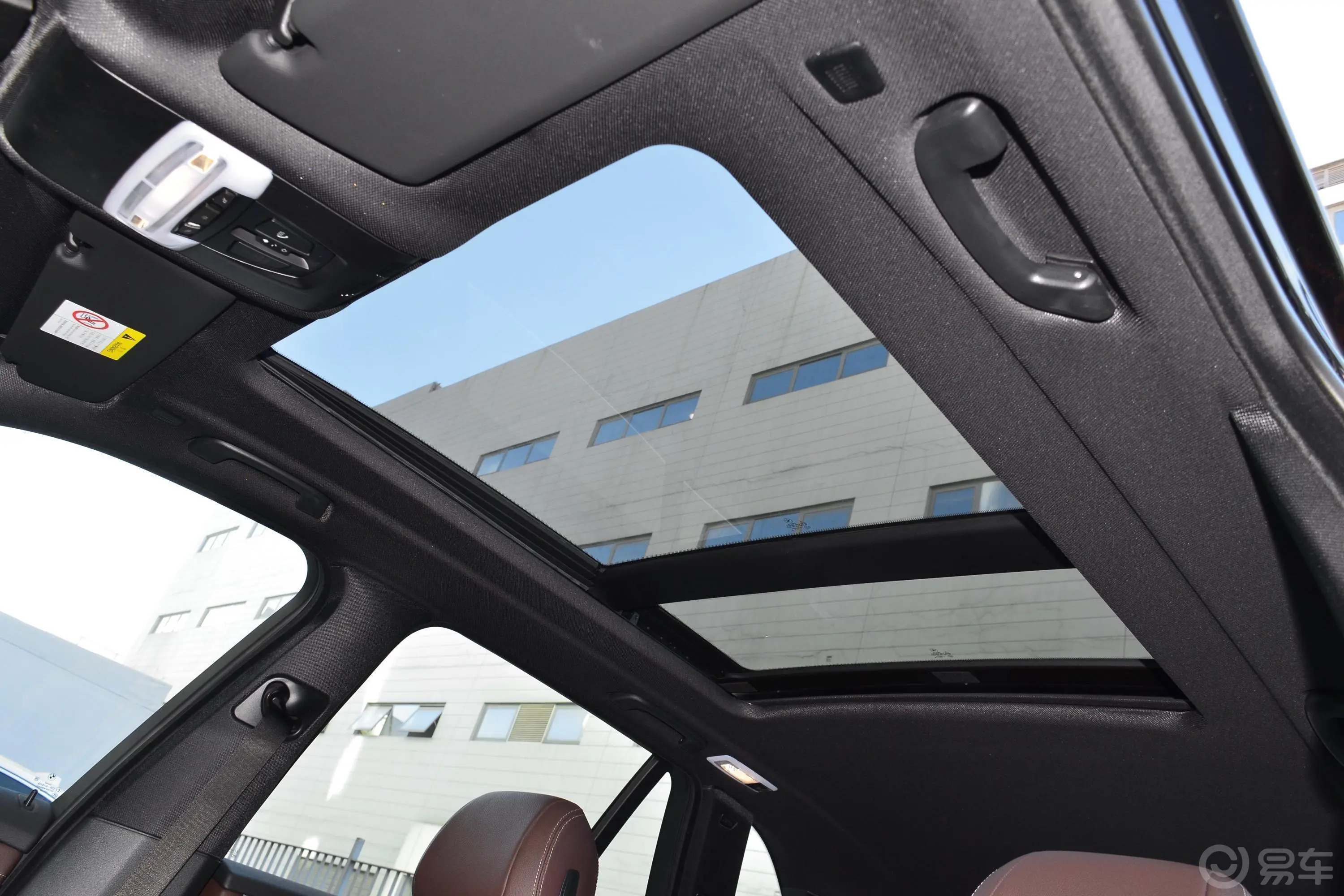 宝马X5(进口)xDrive35i M运动豪华版天窗内拍关闭