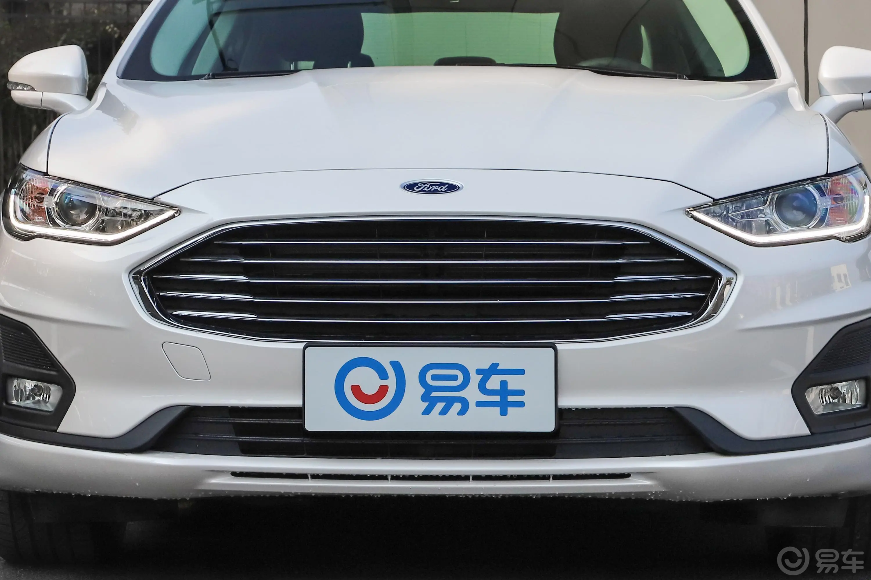 蒙迪欧EcoBoost 180 智控时尚型 国V外观