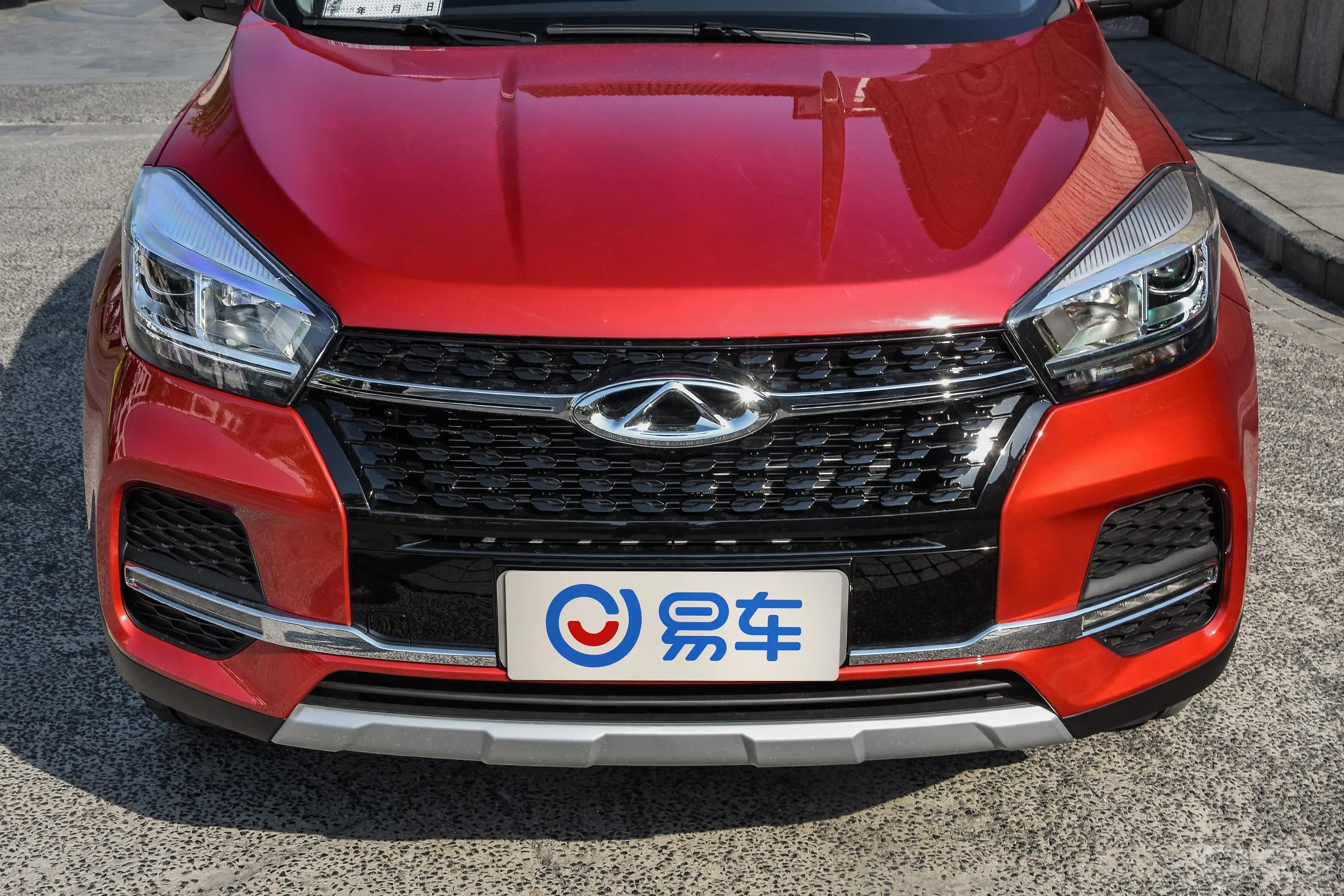 瑞虎5x1.5L CVT 智耀版外观