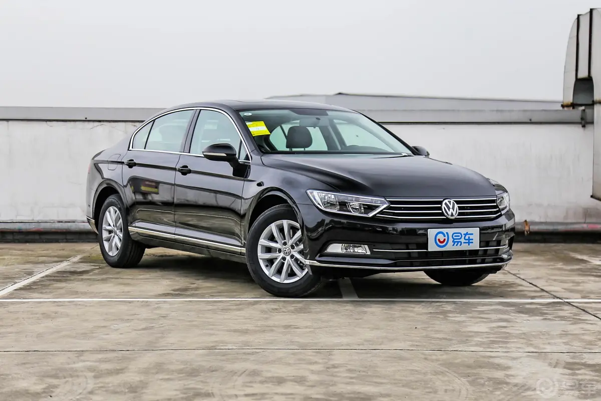 迈腾280TSI 双离合 舒适型 国V外观