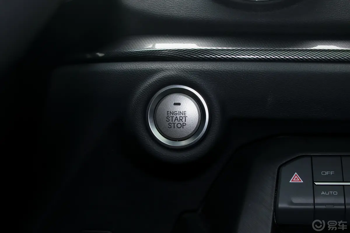 魏牌VV5升级款 2.0T 双离合 两驱 超豪版 国V钥匙孔或一键启动按键