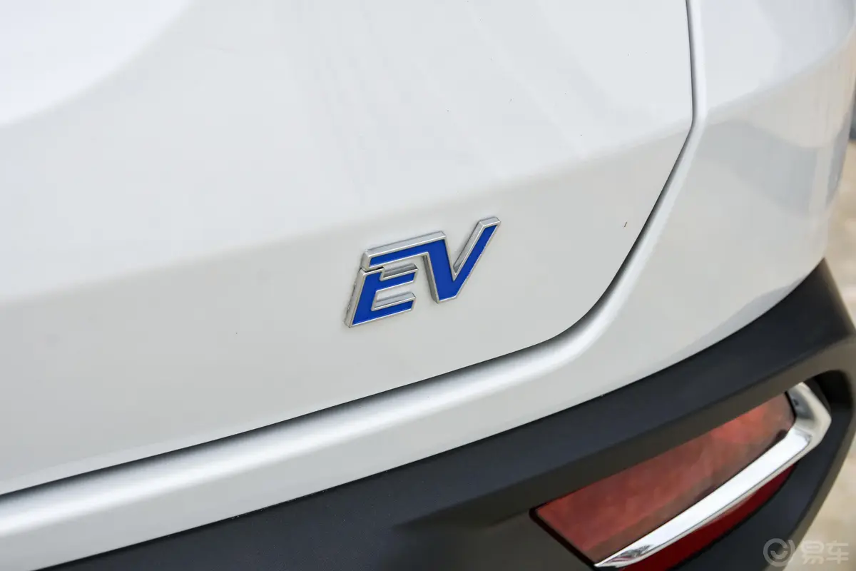 汉腾X5 EV豪华版外观