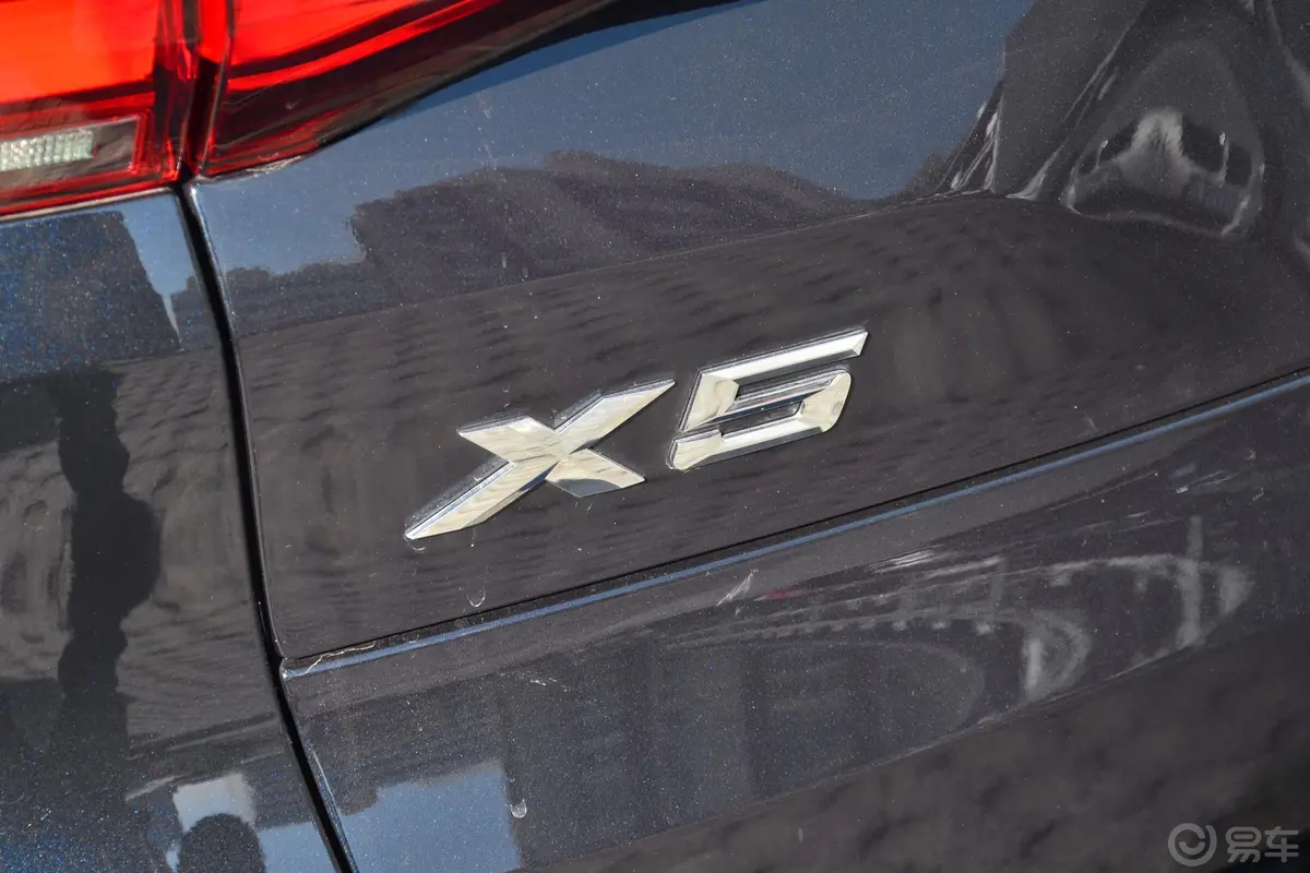 宝马X5(进口)xDrive40i 尊享版 M运动套装外观