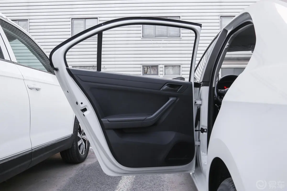 捷达梦想版 1.5L 手动 时尚版驾驶员侧后车门