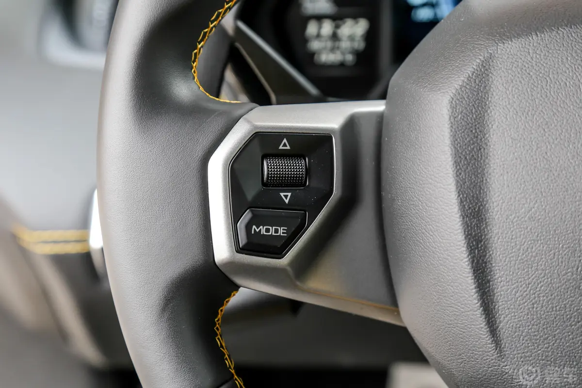 AventadorAventador S Coupe左侧方向盘功能按键