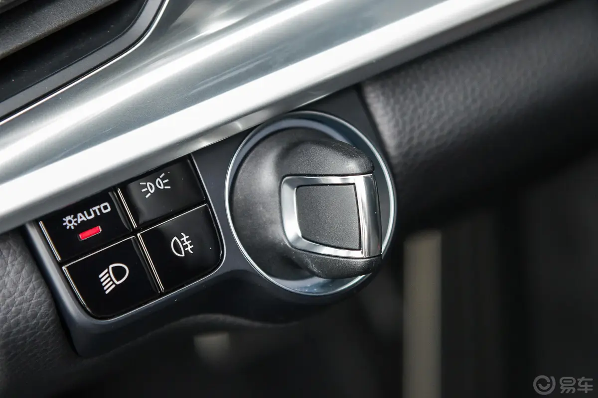 PanameraPanamera 4S Sport Turismo 2.9T钥匙孔或一键启动按键
