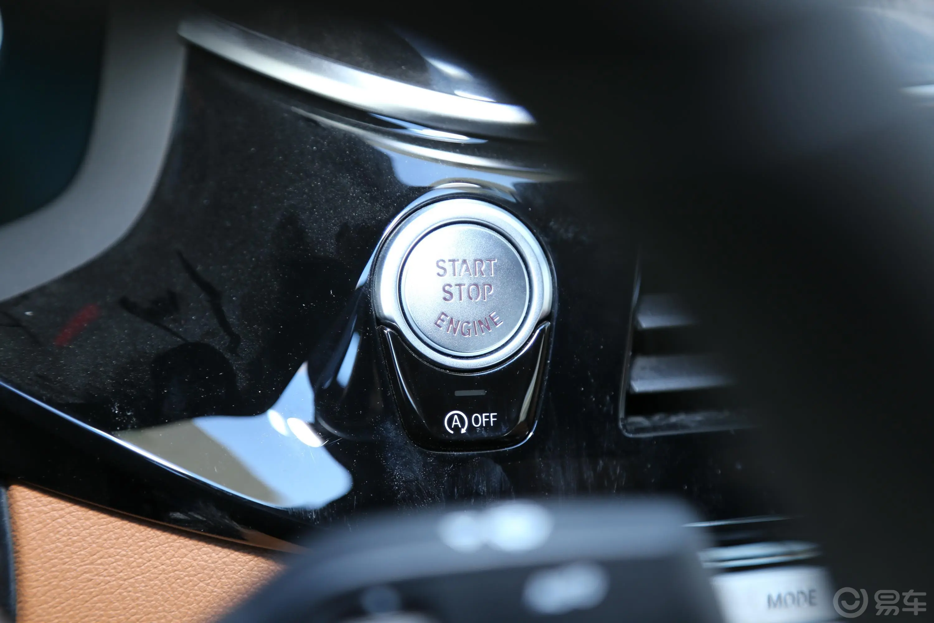 宝马5系530Li 尊享版 M运动套装方向盘调节