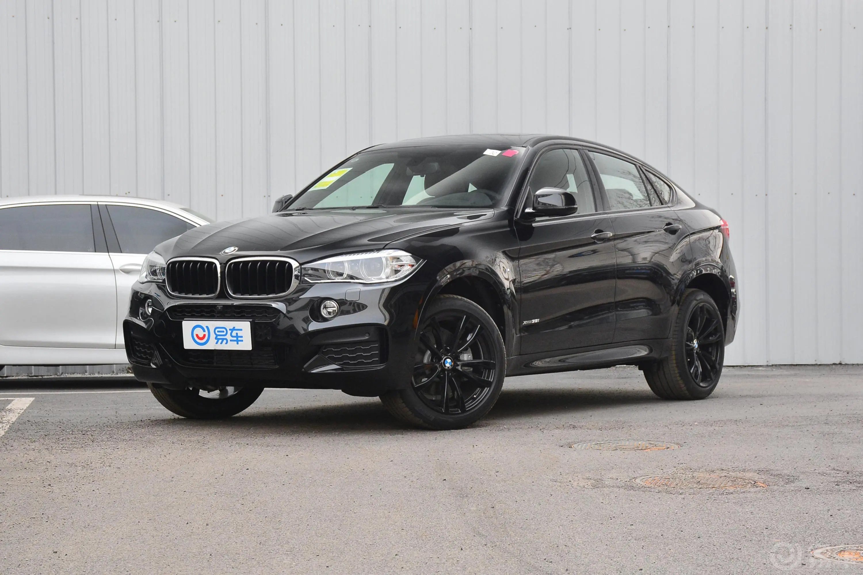 宝马X6xDrive35i M运动套装外观