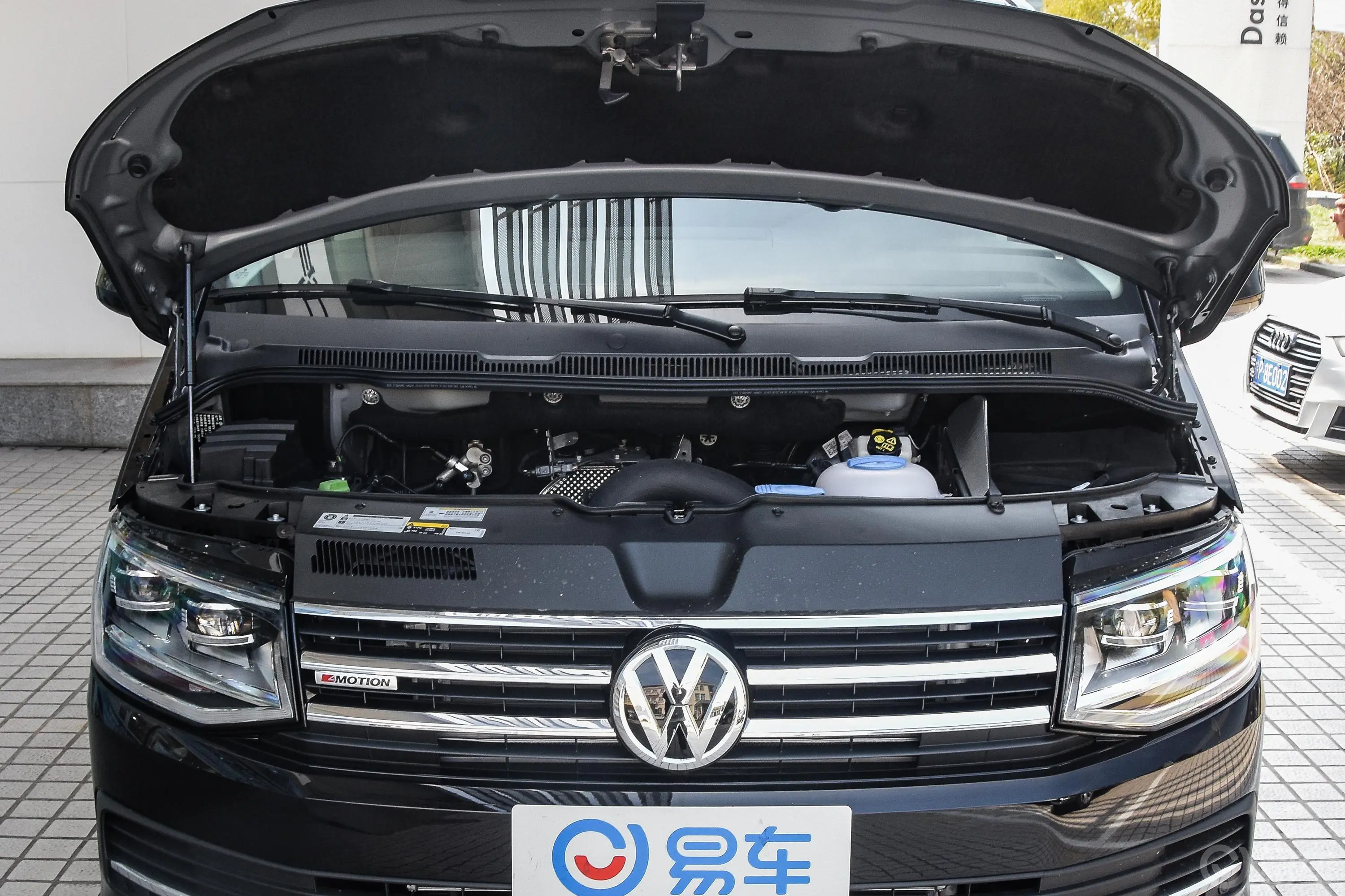 迈特威2.0TSI 四驱 尊享版 7座发动机舱整体