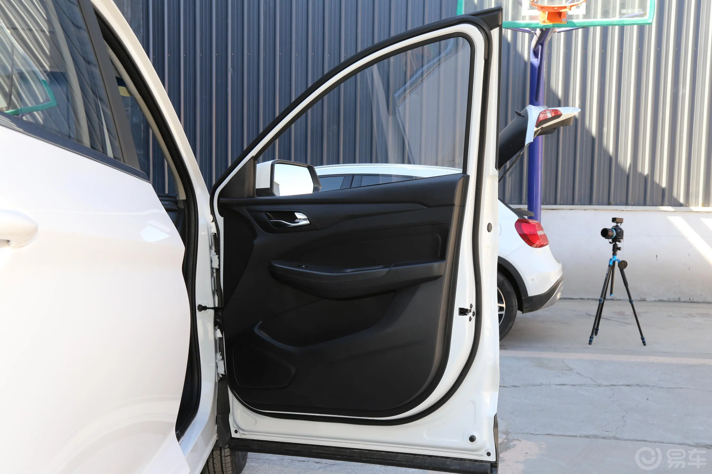 五菱宏光S3自动离合版 1.5L 手动 舒适型 国V副驾驶员车门