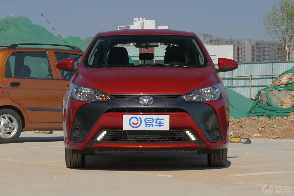 YARiS L 致炫1.5E CVT 魅动版 国Ⅵ正前水平