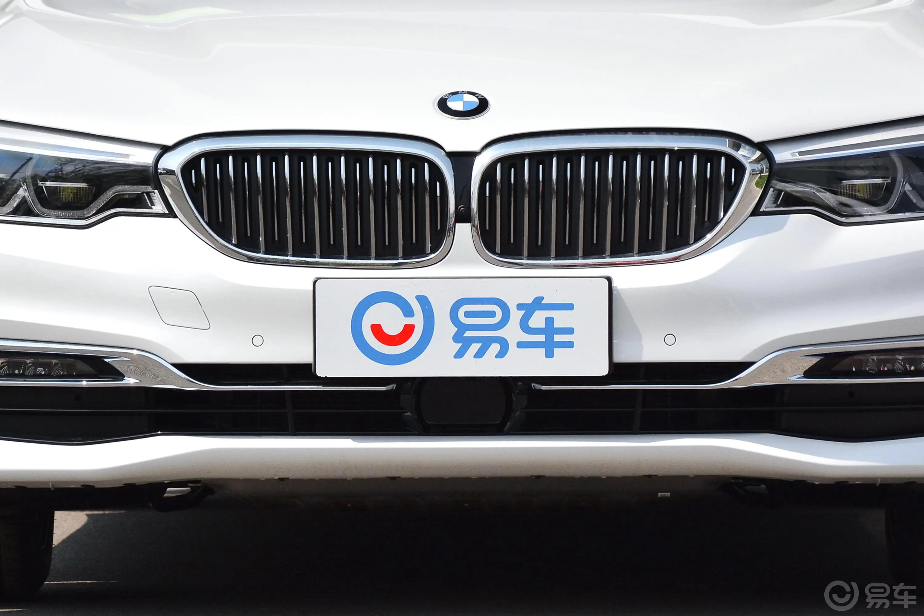 宝马5系540Li 行政版外观