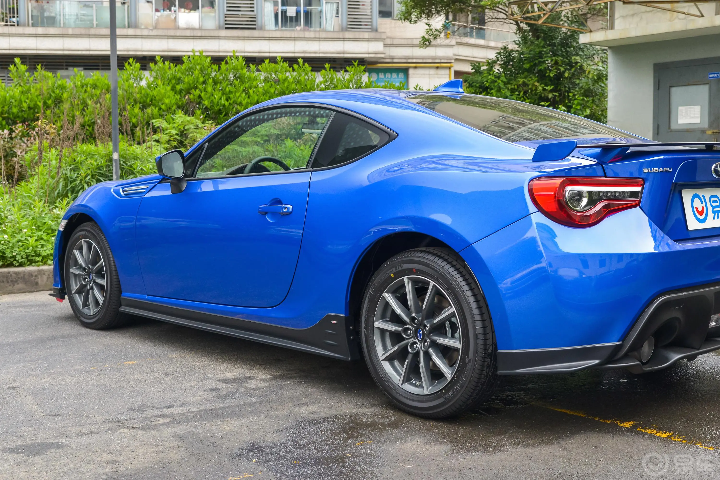 斯巴鲁BRZ2.0i 手动 type-RS外观