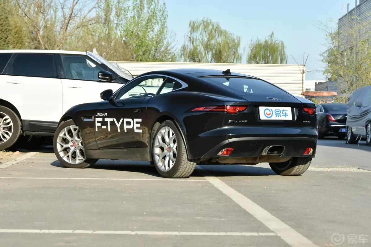 捷豹F-TYPE2.0T 后驱 硬顶版外观