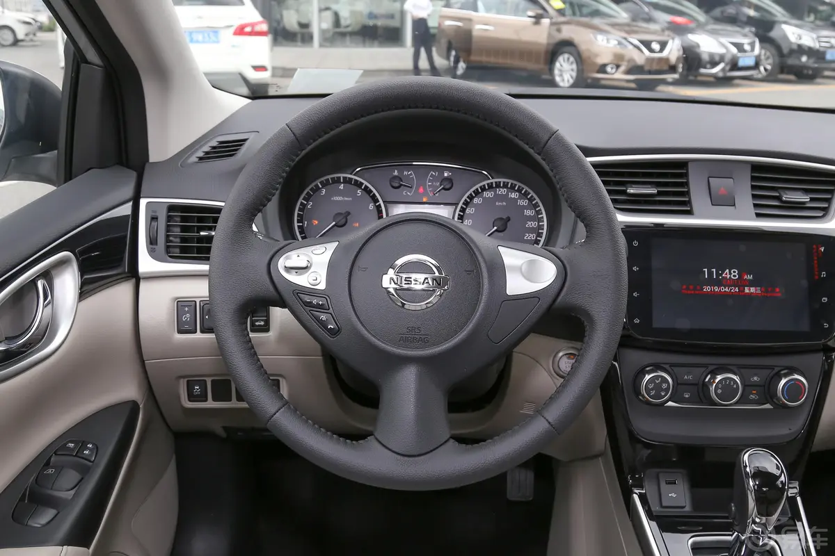 轩逸1.6XV CVT 智联尊享版 国VI方向盘