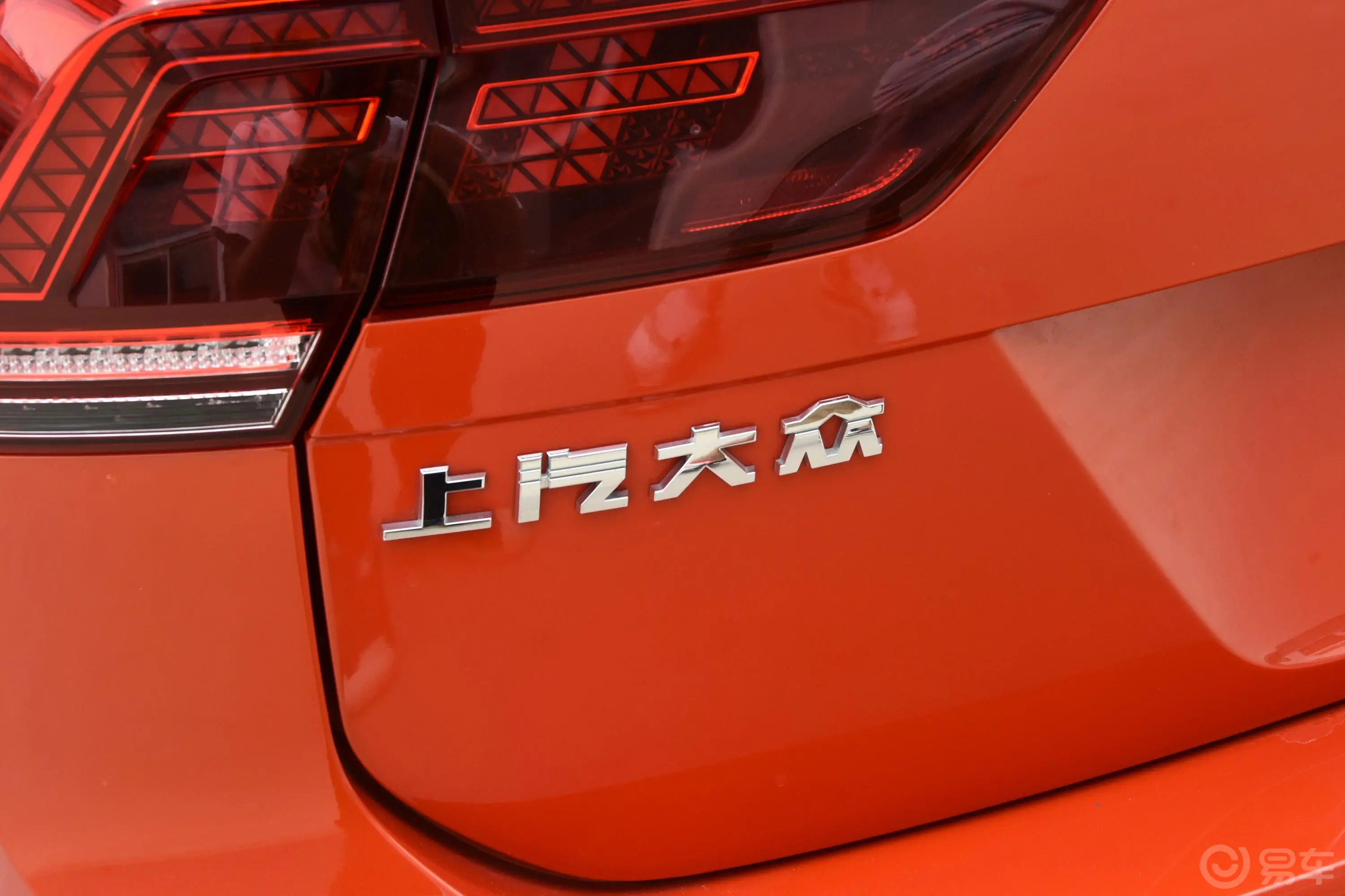 途观L330TSI 双离合 两驱 智动豪华版 国V外观