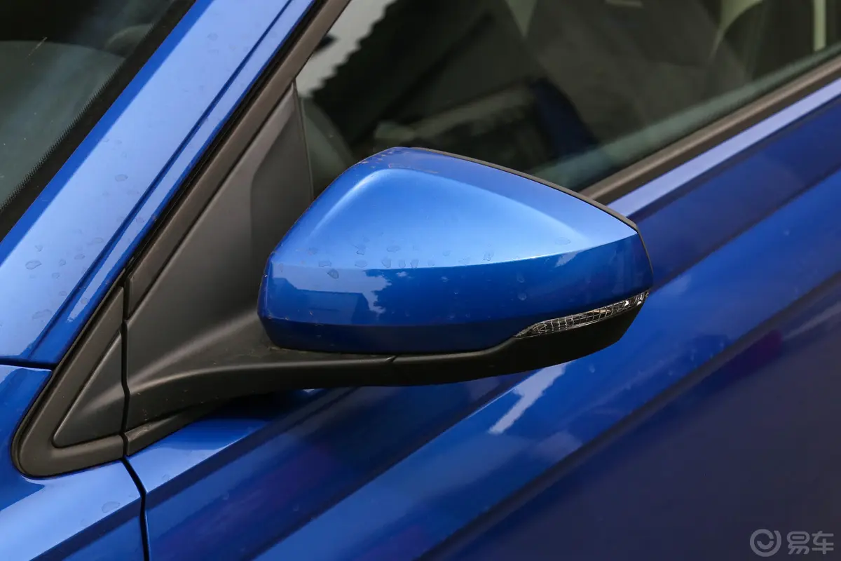 PoloPlus 1.5L 手自一体 炫彩科技版主驾驶后视镜背面